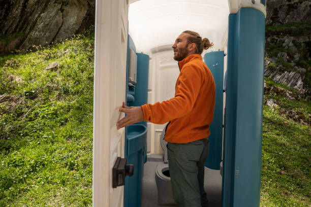 Best Portable restroom trailer rental  in Petersburg, WV